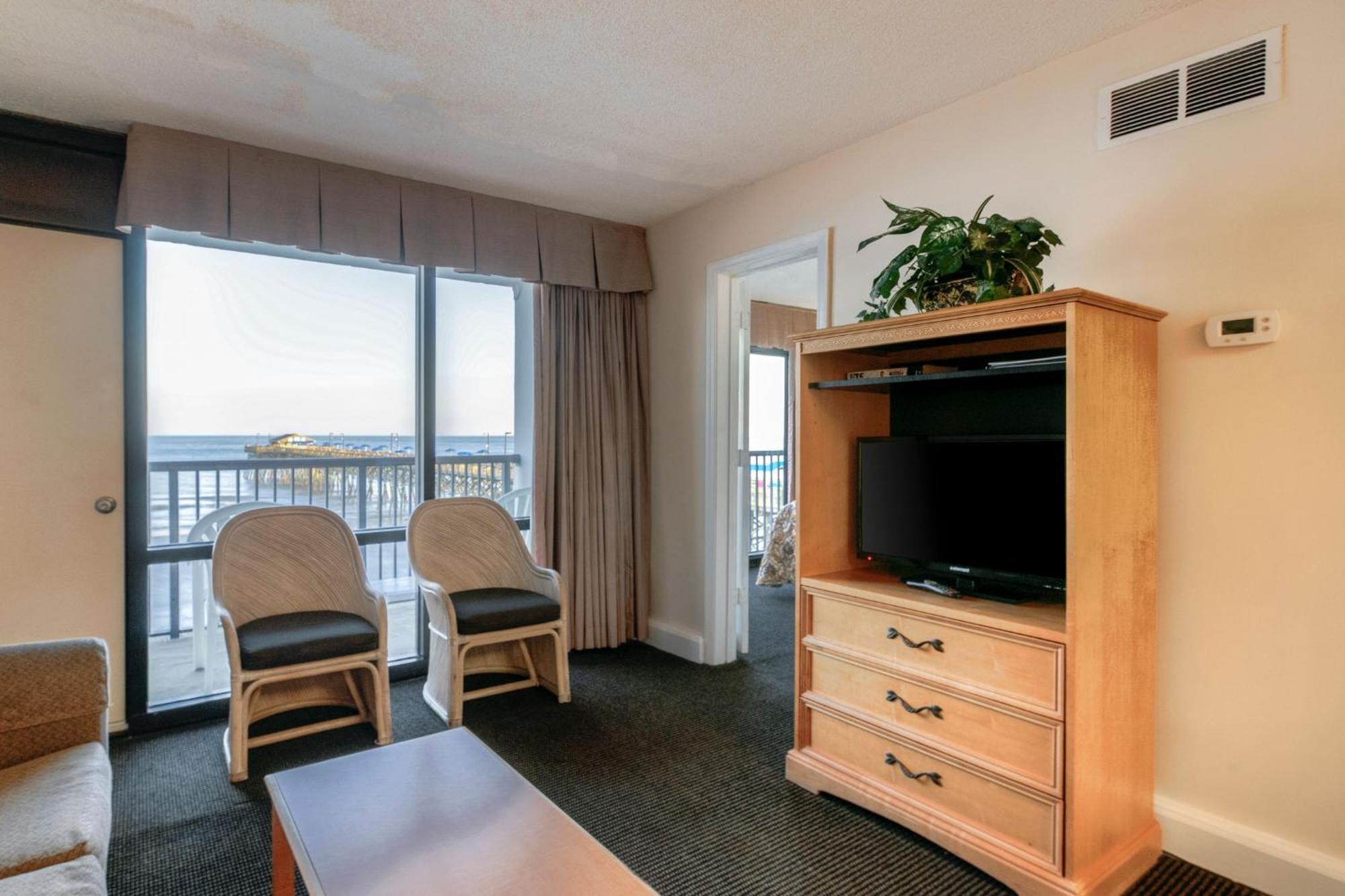 Kingfisher Inn Garden City Екстериор снимка