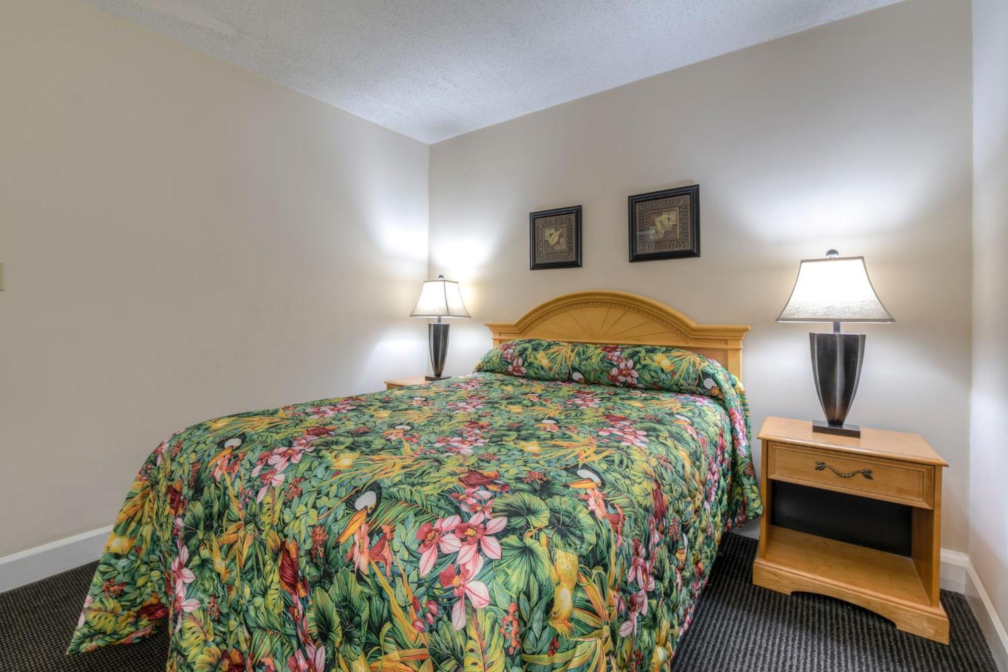 Kingfisher Inn Garden City Екстериор снимка