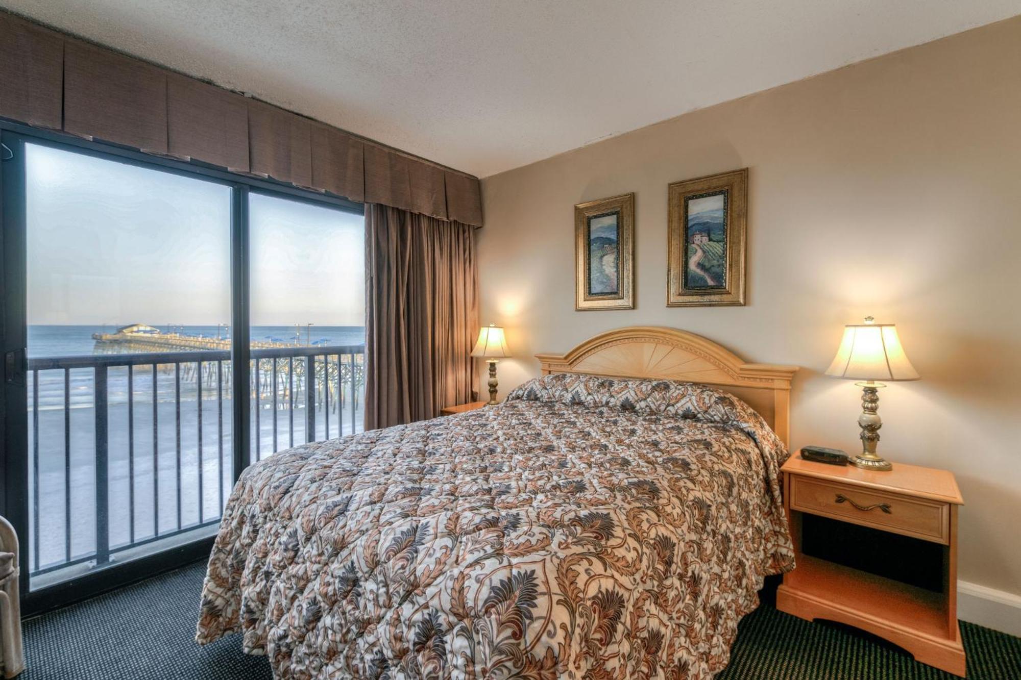 Kingfisher Inn Garden City Екстериор снимка