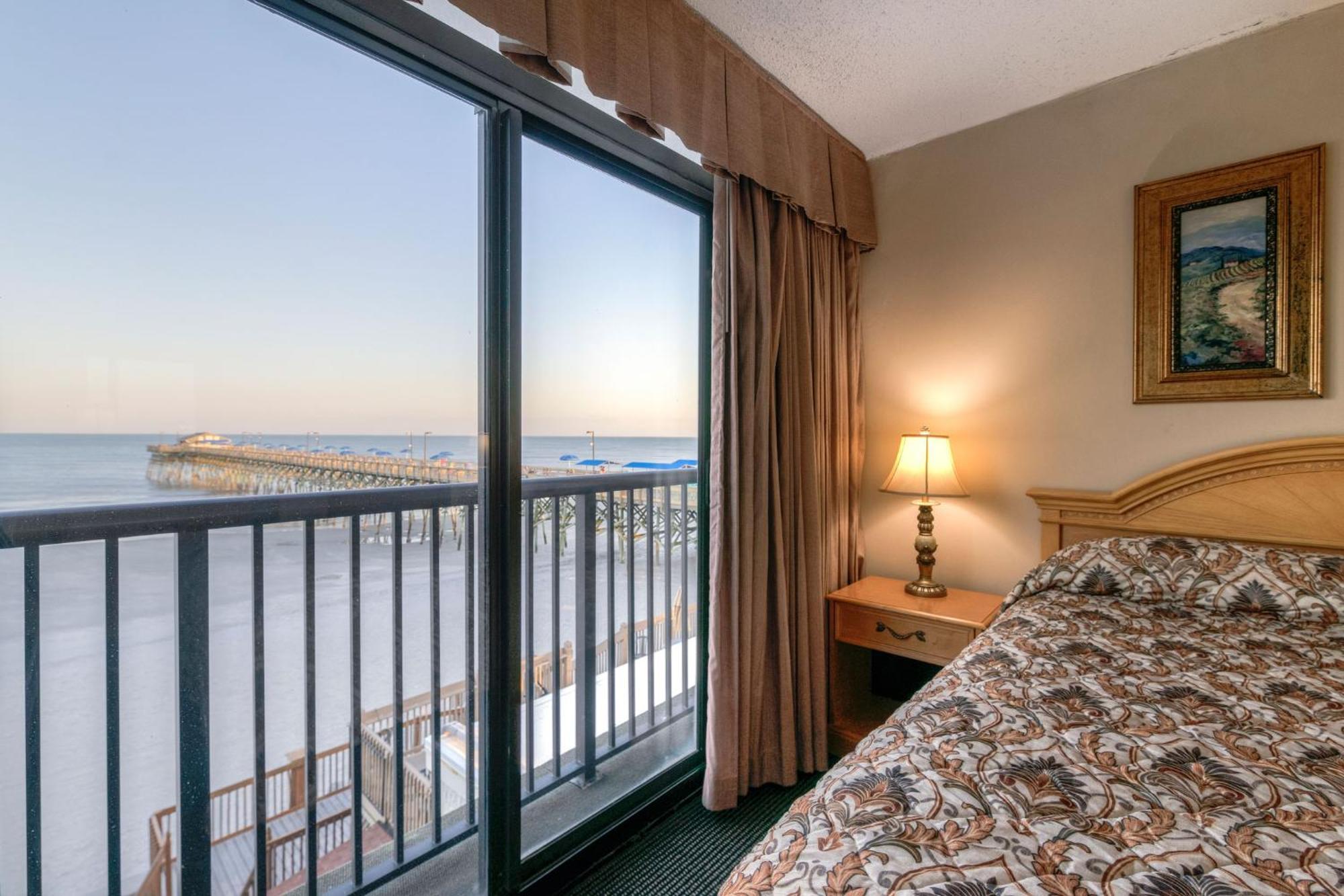 Kingfisher Inn Garden City Екстериор снимка